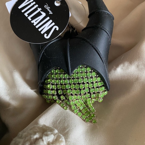 2 NWT Disney Villains Black and Green Maleficent and mirror bath and body works. - Picture 5 of 11